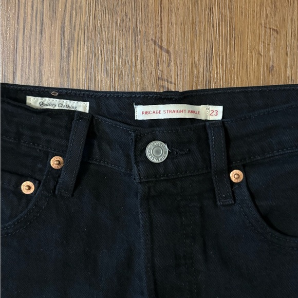 Levi’s Ribcage Straight Ankle - Black - 23 - Picture 2 of 2